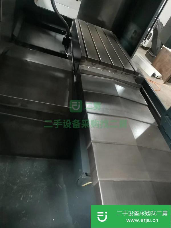 重慶出售二手臺灣高峰VMC106加工中心,24把刀