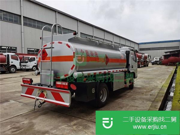 重慶出售二手東風5噸加油車