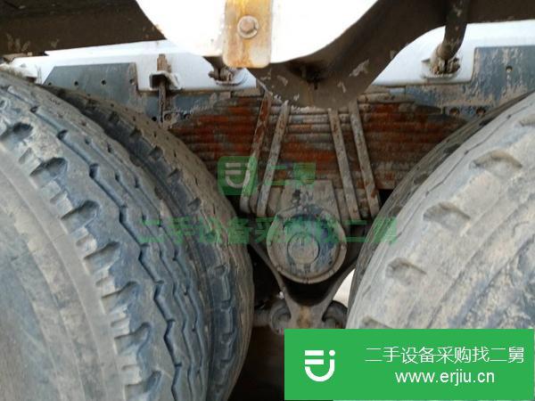 山東出售豪沃?jǐn)嚢柢?后八輪 國五 大14方 380馬力