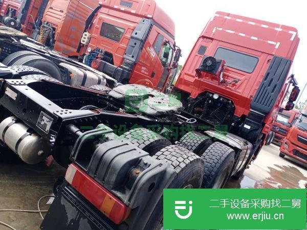山東出售二手紅巖杰獅牽引車
