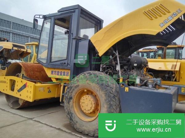 上海出售二手徐工22噸壓路機