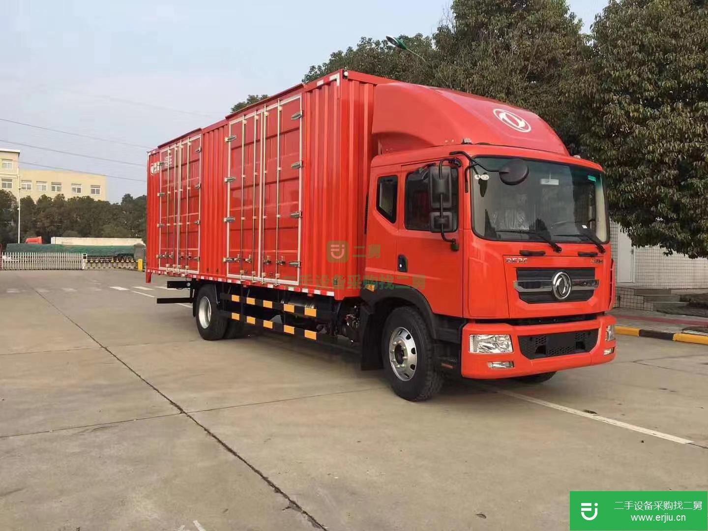 上海出售二手東風多利卡箱式貨車