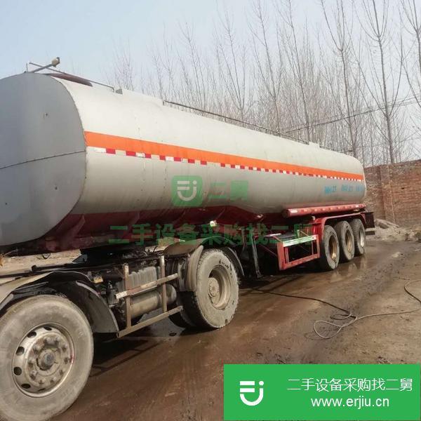 山東出售二手液態罐式半掛車