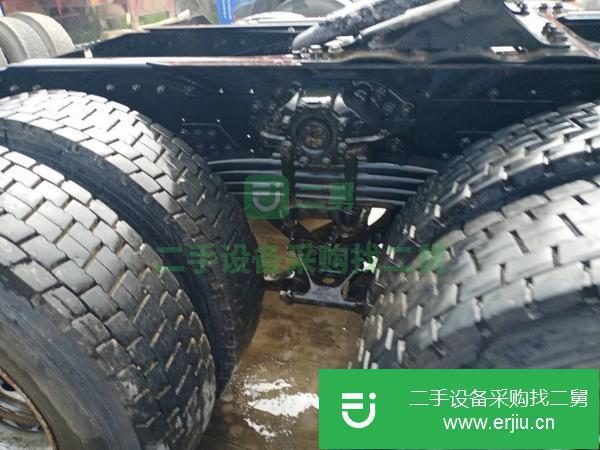 山東出售二手紅巖杰獅牽引車