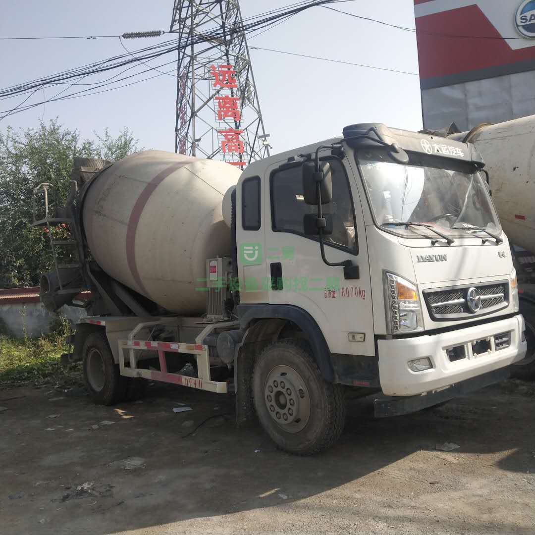 出售二手 8方豪沃攪拌罐車 手續齊全 分期付款