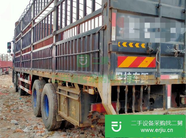 江西出售二手青島解放JH6倉(cāng)柵式載貨車