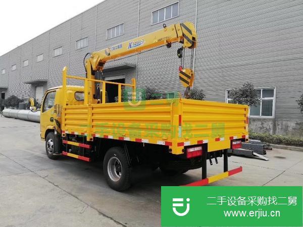 青海出售二手東風多利卡3.2噸隨車吊