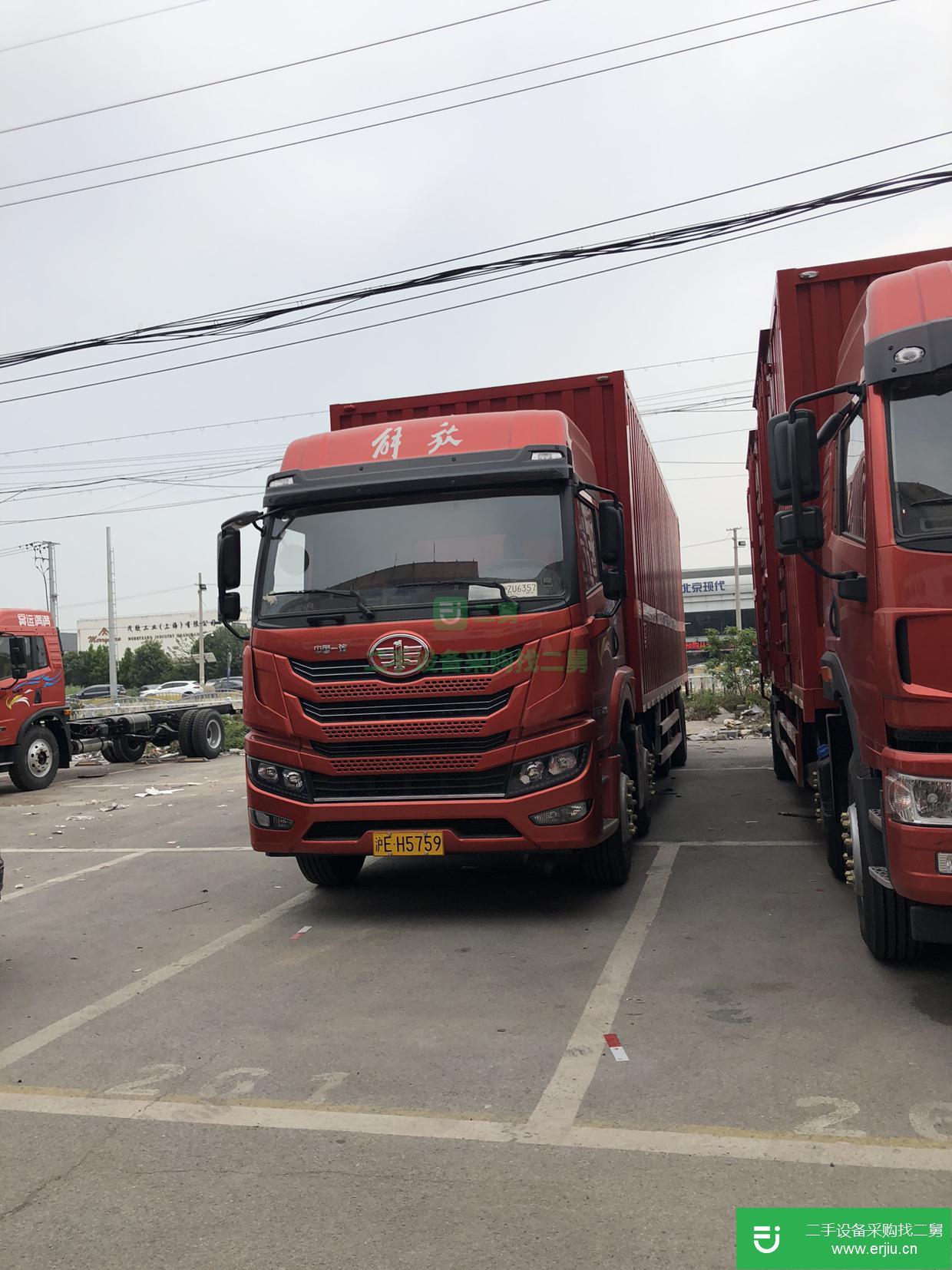 上海出售二手青島解放260馬力貨車