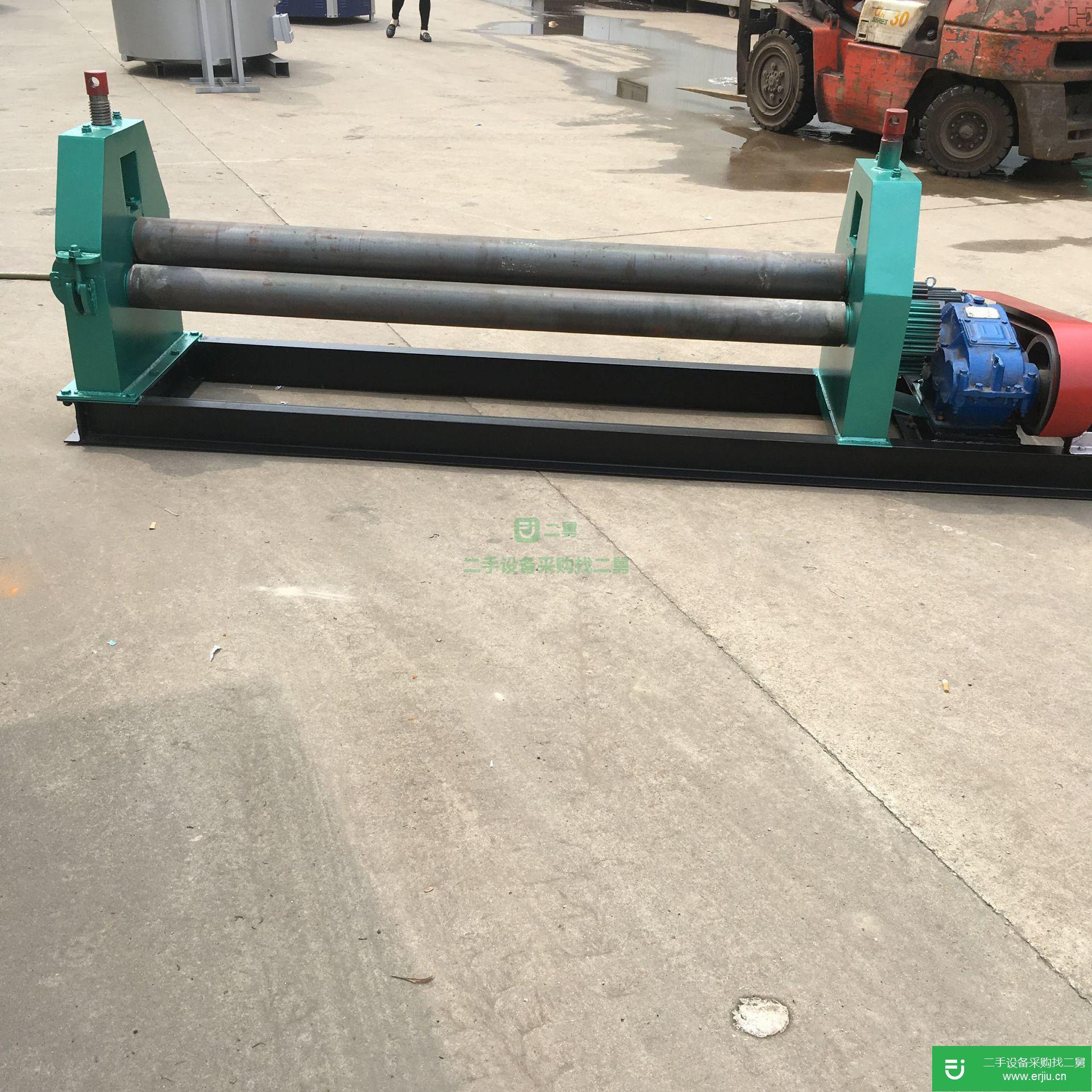 上海出售二手手動(dòng)三輥卷板機(jī)