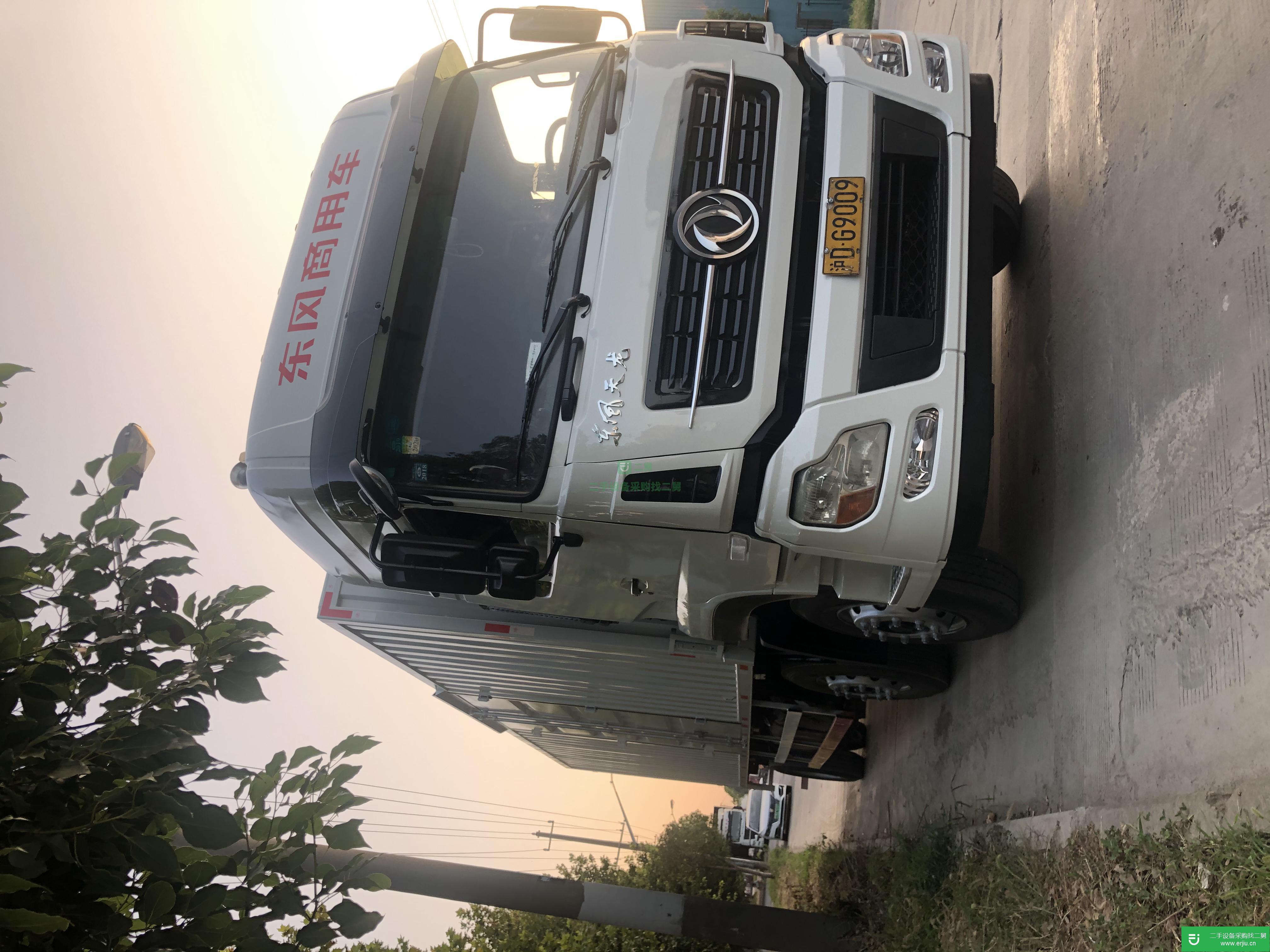 上海出售二手東風商用箱式貨車