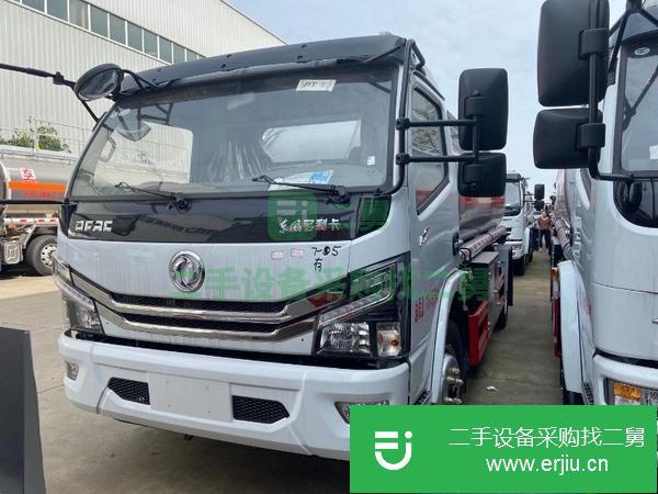 河北出售二手東風福瑞卡8噸油罐車