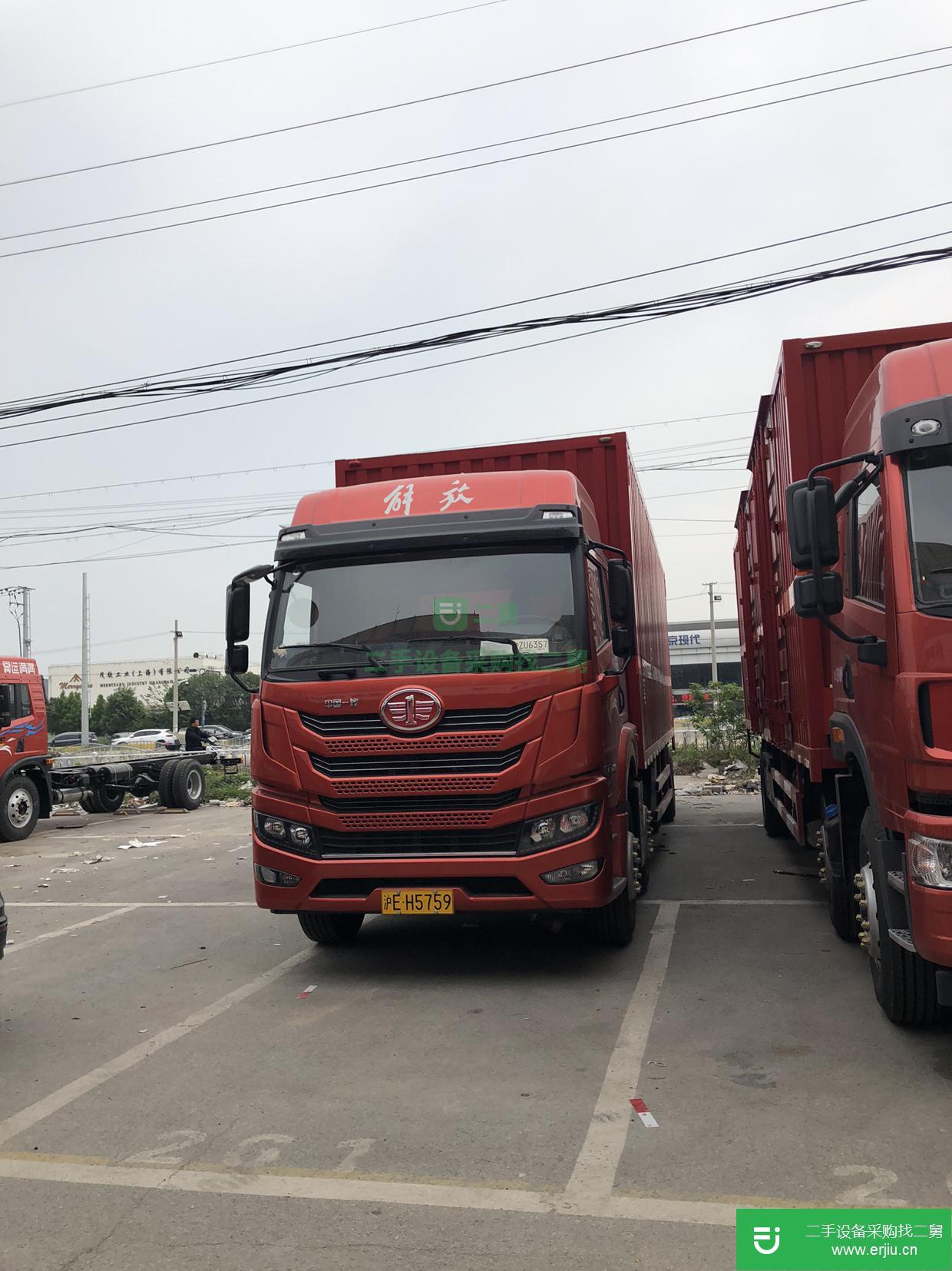 上海出售二手青島解放260馬力貨車
