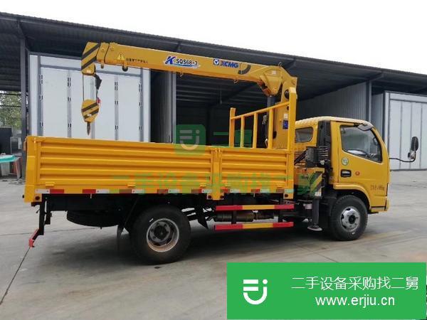 青海出售二手東風多利卡3.2噸隨車吊
