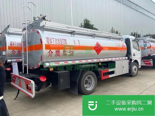 河北出售二手東風福瑞卡8噸油罐車