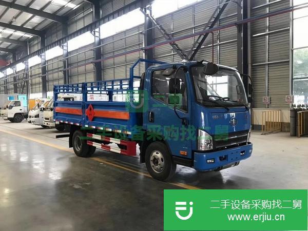 湖北出售二手藍(lán)牌氣瓶運(yùn)輸車