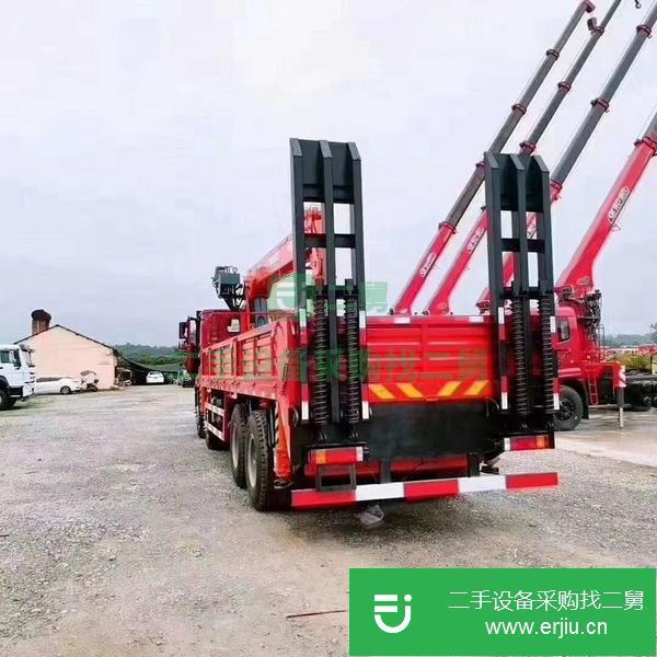 新疆出售二手14噸吊車，濰柴340馬力