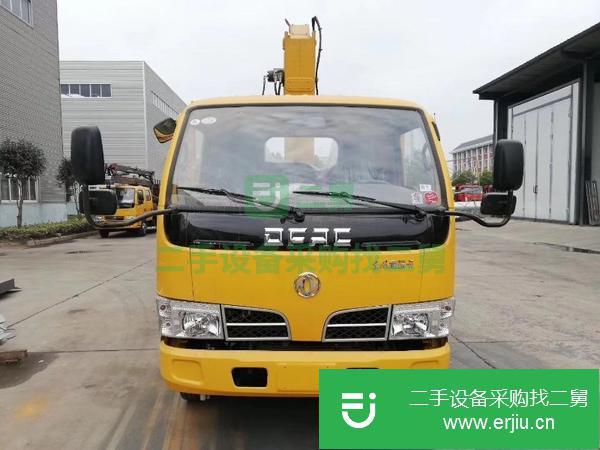 青海出售二手東風多利卡3.2噸隨車吊