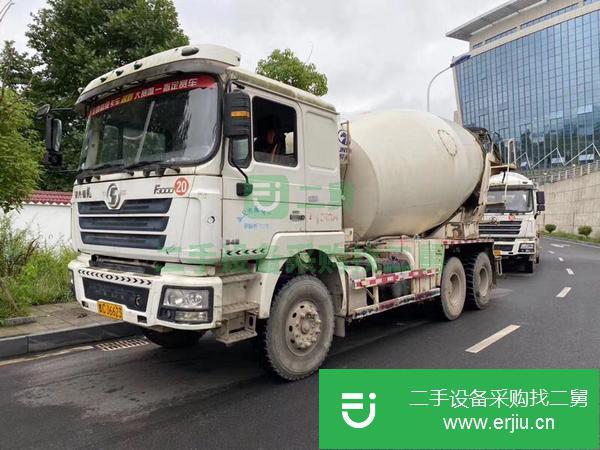 內蒙古出售二手德龍F3000大16方攪拌車
