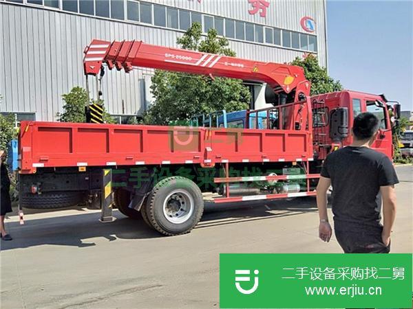山東出售二手三一10噸單橋吊車，玉柴180馬力國五發動機