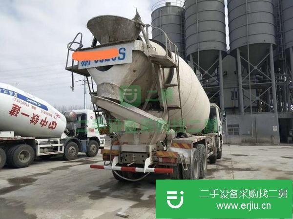 山東出售二手大18方豪沃攪拌車，手續齊全