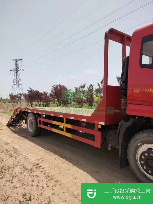 江蘇出售二手平板運輸車，180馬力，帶手續(xù)，國五