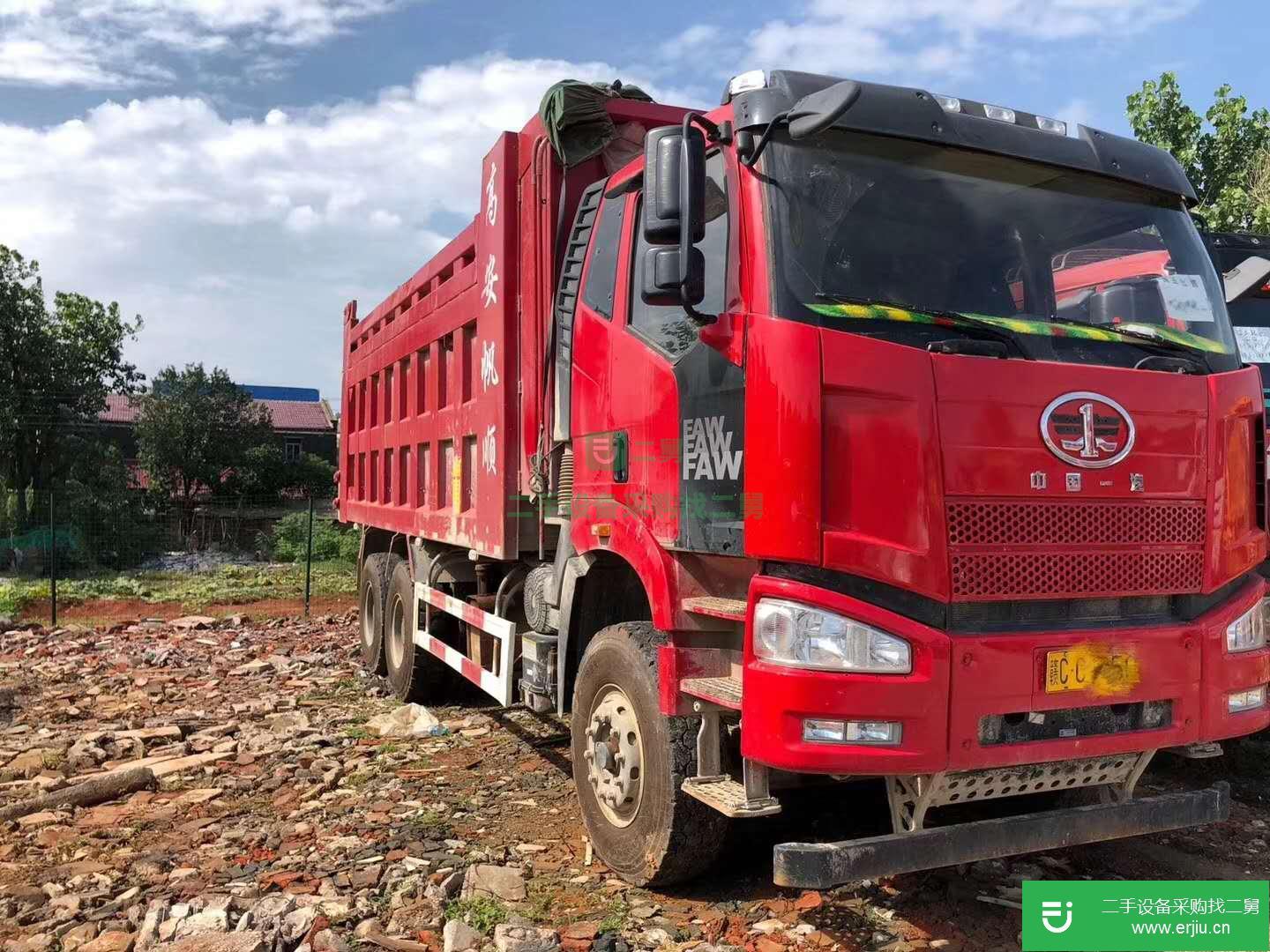 江西出售二手一汽解放J6P自卸車