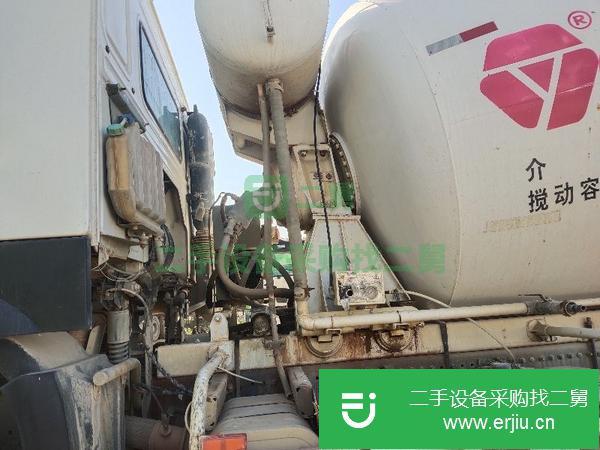 江西出售二手18年豪沃攪拌車大12方