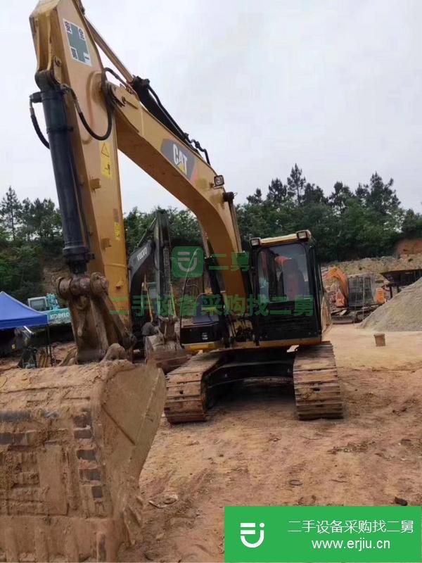 安徽出售二手卡特挖掘機 .車況免檢，手續齊全