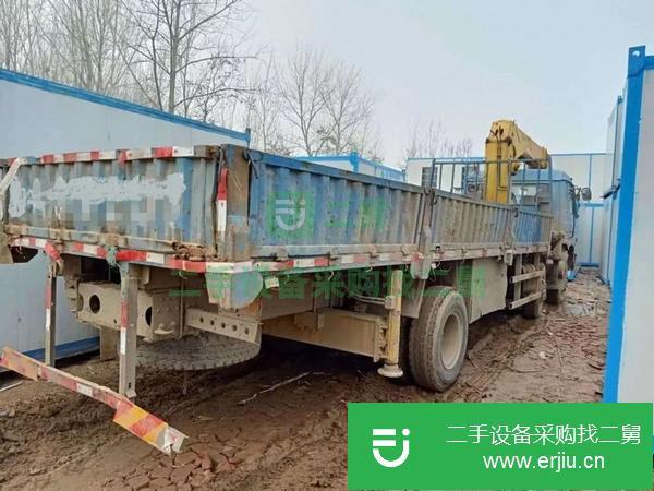 湖北出售二手宇通八噸小三軸隨車吊