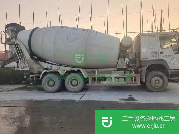 寧夏出售二手豪沃攪拌車，亞特上裝，大14拉16方！