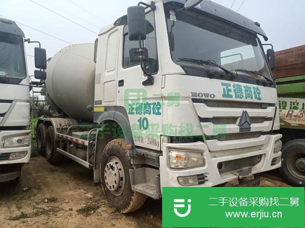 江蘇出售二手大12方豪沃攪拌車國五排放