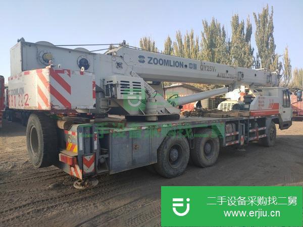 新疆出售二手中聯25V5汽車吊