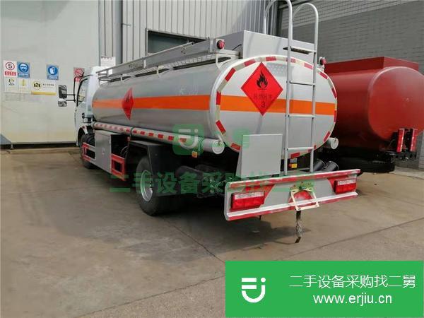四川出售二手東風多利卡8噸油罐車