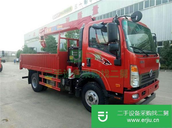 湖北出售二手重汽王牌6.3噸130馬力隨車吊