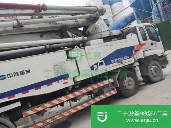 河北出售二手中聯泵車，五十鈴52米底盤，六節臂，20多萬方，手續齊全！