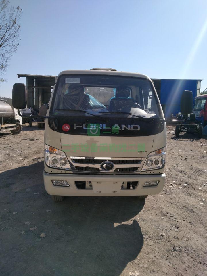 出售一臺灑水車供水車