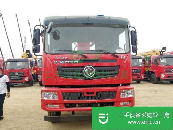 新疆出售二手東風前四后八16噸隨車吊