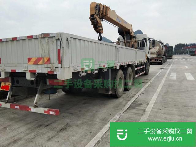 湖北出售二手東風柳汽12噸隨車吊