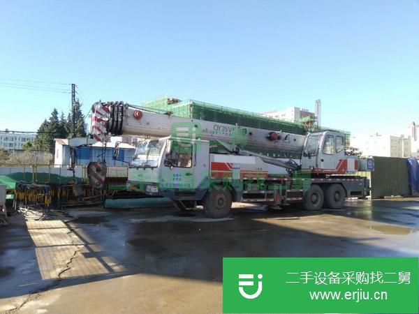云南出售二手25噸5節臂中聯吊車