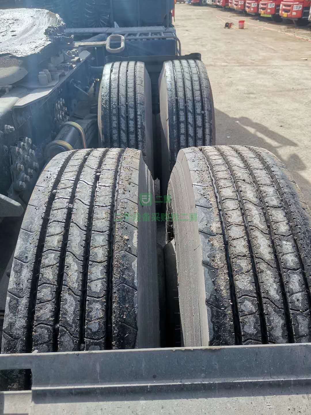 出售一臺2個月新款最高配智慧版北方款2.0J6P-420牽引車