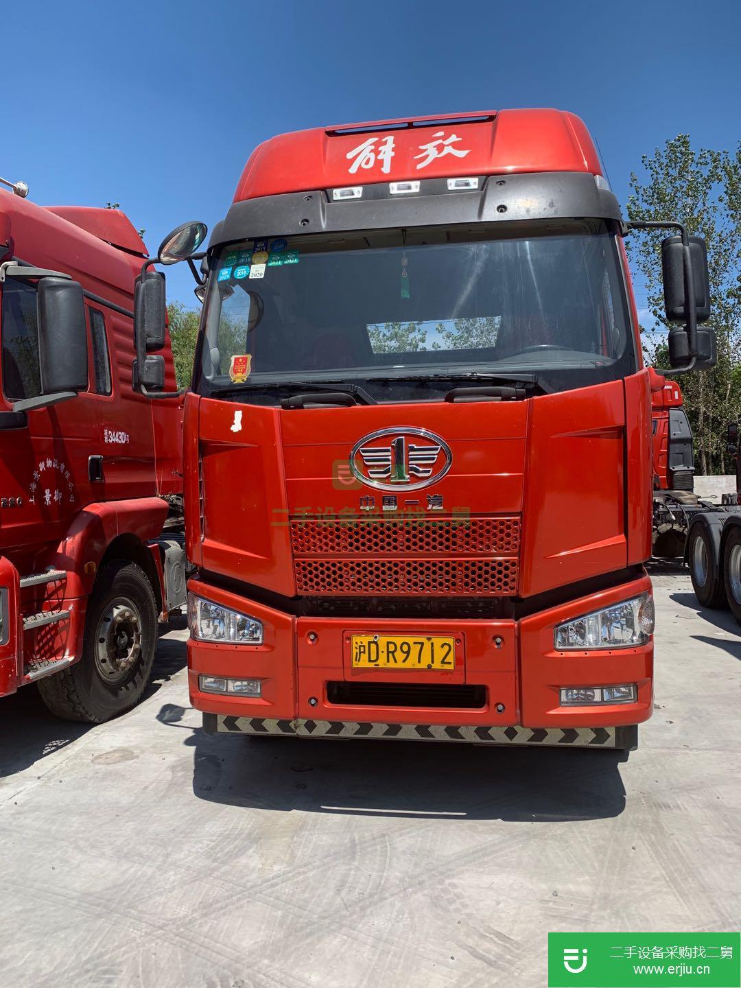 上海出售二手解放J6P牽引車