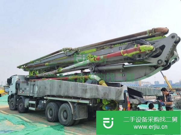河北出售二手17年中聯56米泵車