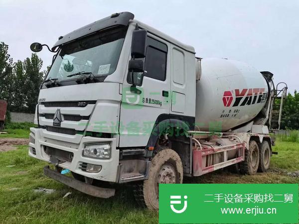 四川出售二手豪沃?jǐn)嚢柢嚕瑏喬厣涎b，大14方！