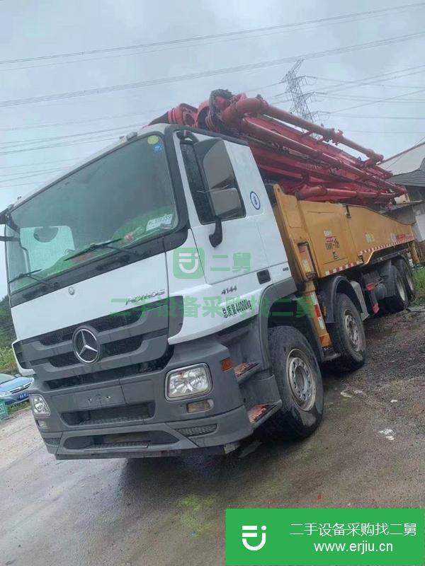 江蘇出售二手奔馳56米泵車