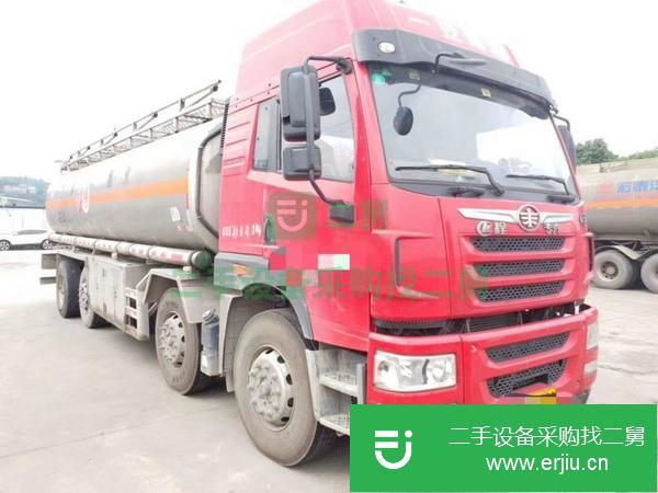 重慶出售二手解放油罐車