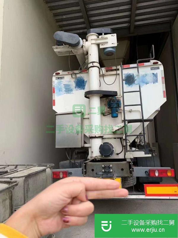 山東出售二手東風天龍20噸飼料運輸車