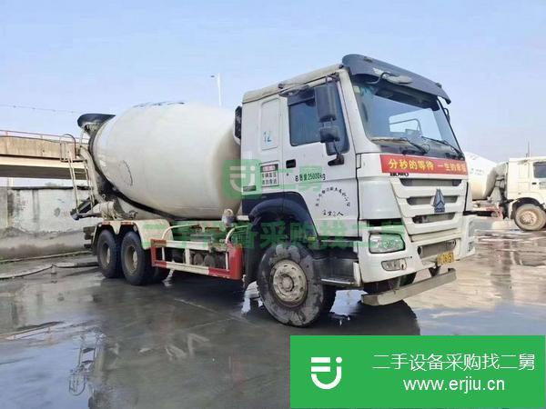 四川出售二手豪沃亞特14方攪拌車國五排放