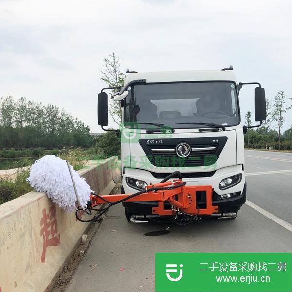 貴州出售二手東風灑水護欄清洗車