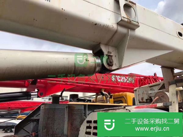 江蘇出售二手中聯25v汽車吊