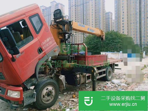湖北出售二手徐工10噸單橋4節(jié)臂吊車